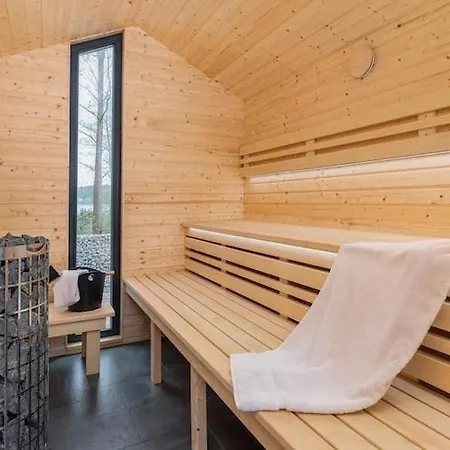 Comfortable Homes By The Lake, Sauna Holiday home