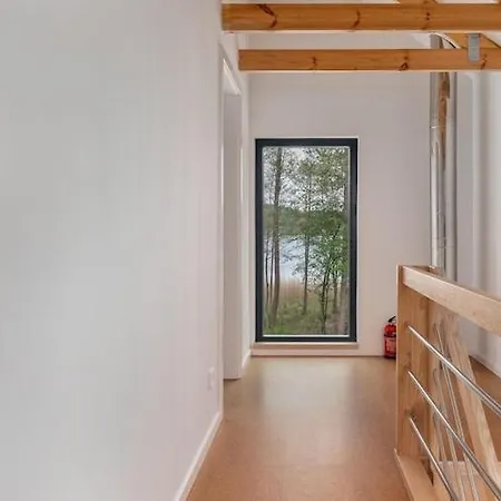 Comfortable Homes By The Lake, Sauna Holiday home