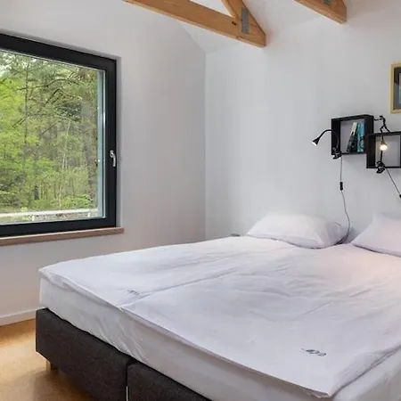 Holiday home Comfortable Homes By The Lake, Sauna